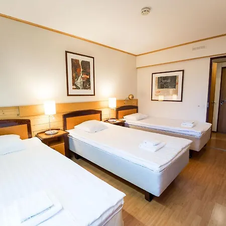 Budget Hotell 3*